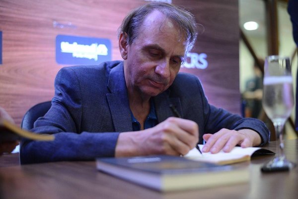 .mladí: Houellebecq – vztýčený prostredník postmodernému Západu