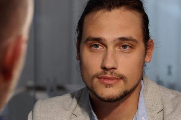 Dominik Stroukal: Do bitcoinov investujte len to, čo ste ochotní vyhodiť z okna