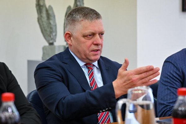 Ficova kolektívna vina: 2+1 postrehy z besedy so študentmi