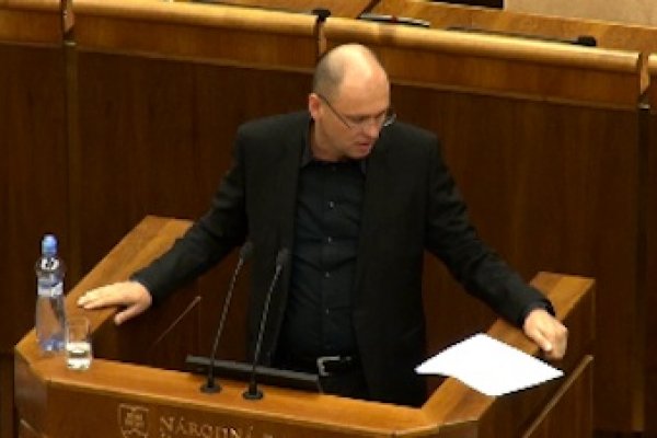 Trvalý euroval - cesta do otroctva?