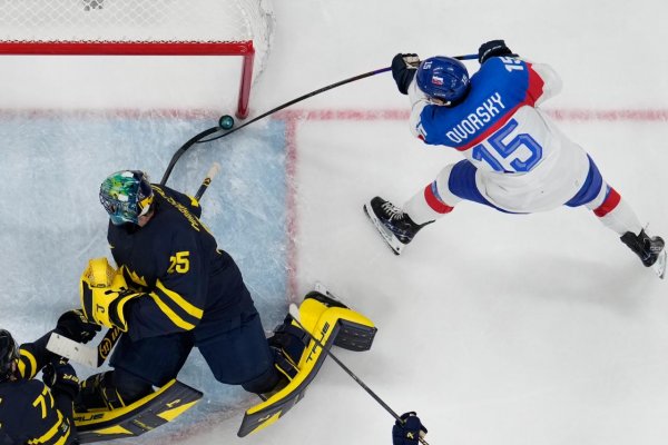 Prehrať so Švédskom, a postúpiť