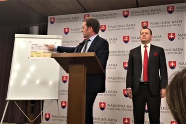 Matovič a Kollár vyzvali Smer na rokovanie o Matovičovom návrhu o dôchodku