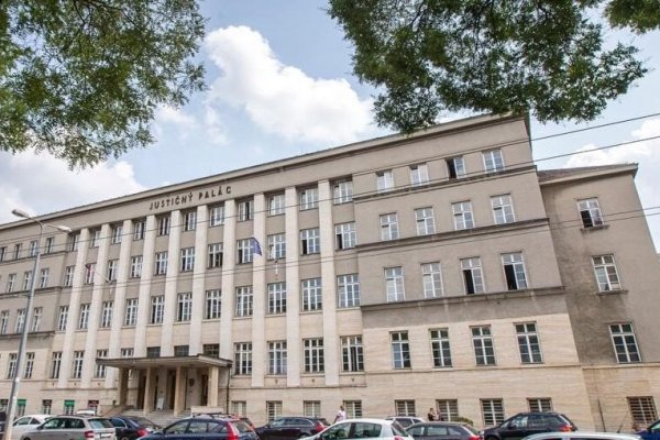 V kauze vraždy E. Valka sú známe termíny hlavného pojednávania