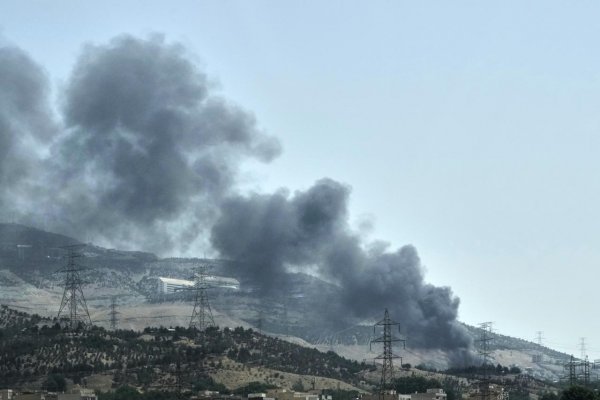 Izrael tvrdí, že zničil tretinu iránskych raketových odpaľovacích zariadení