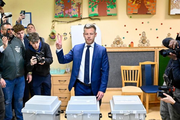 Udalosť dňa: Volebná účasť v maďarských voľbách je vysoká, expert očakáva možno až 80 percent