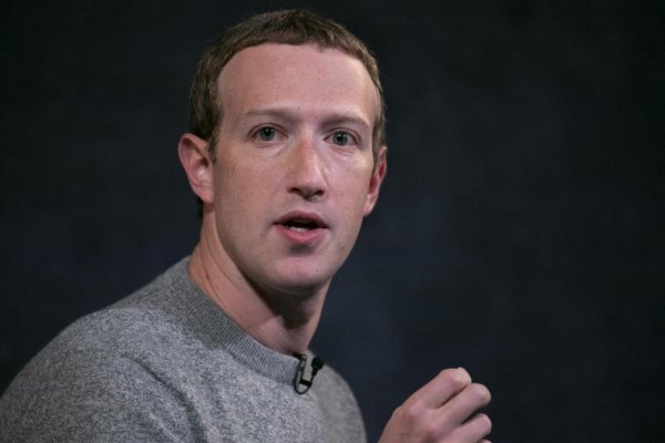 Rusko zakázalo vstup na svoje územie Harrisovej a Zuckerbergovi
