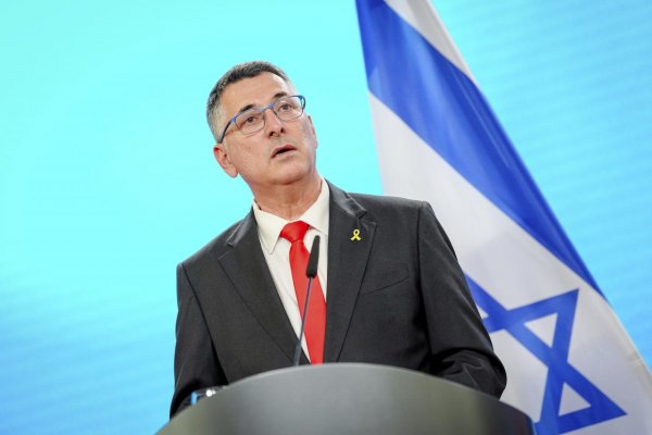 Izrael po útoku na Irán uzavrie svoje diplomatické misie