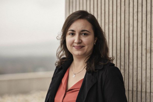 Slavomíra Henčeková: Na prvú signálnu