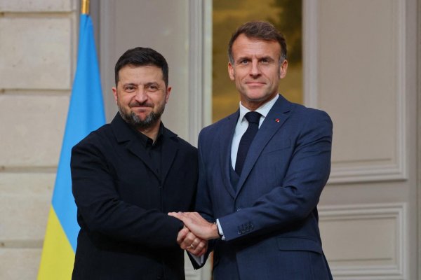Ukrajina ONLINE: Macron a Zelenskyj podpísali rámcovú dohodu o dodávke sto stíhačiek Rafale