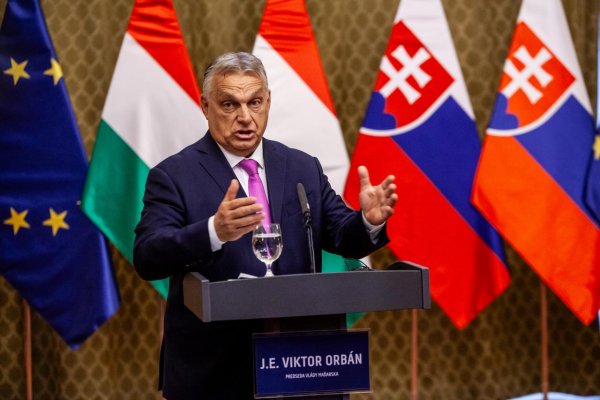 Zelenskyj vyzval Orbána, aby prestal vetovať prístupový proces Ukrajiny do EÚ