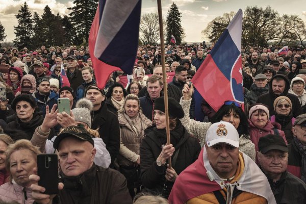 Hríb, Mojžiš: Kam patrí Slovensko?