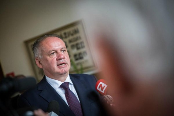 Prezident podpísal novelu Ústavy, ktorá umožní zrušenie Mečiarových amnestií