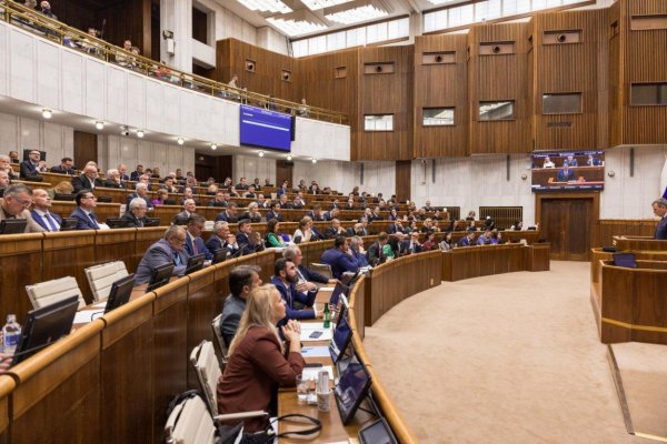 KDH: Vláda vraj chystá drastické obmedzenie volebného kvóra pre vstup do parlamentu
