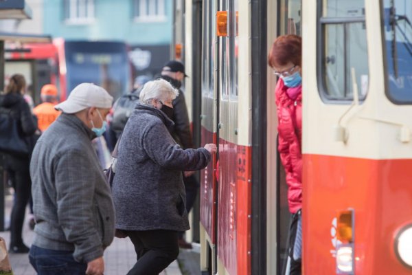 Vláda schválila návrh o finančnom odškodnení osôb, ktorým bola pre opatrenia počas pandémie spôsobená finančná ujma