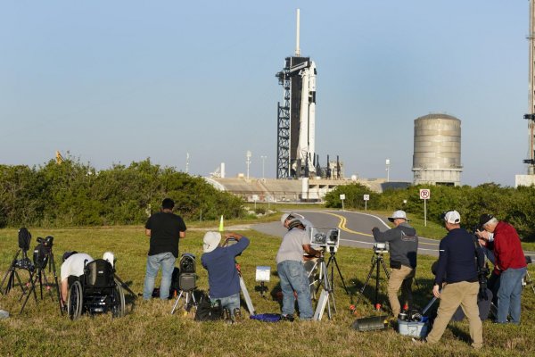 Štart rakety SpaceX na poslednú chvíľu zrušili pre technické problémy