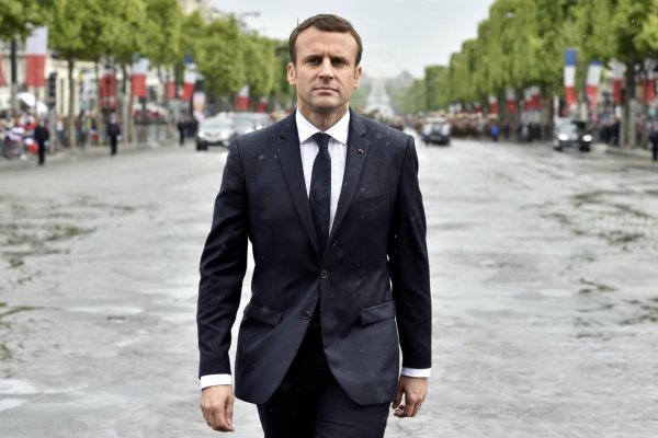 Macron si ze Středoevropanů udělal své Mexičany