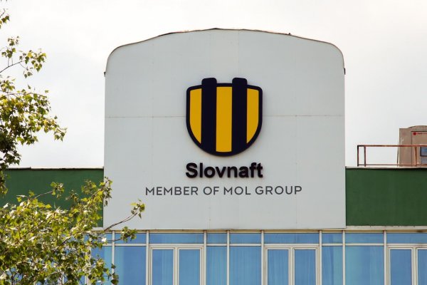 Vláda poskytne Slovnaftu 250-tisíc ton ropy zo štátnych rezerv