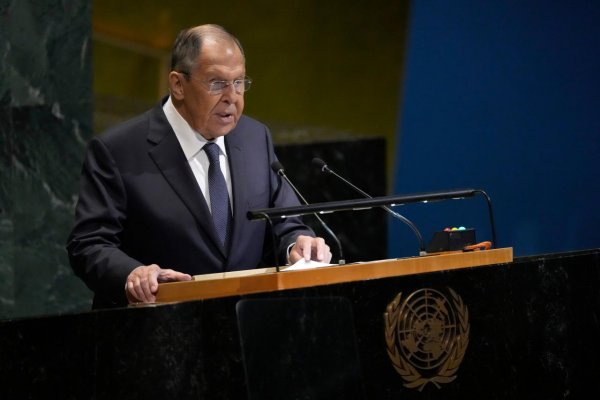Lavrov v OSN: Rusko nemá úmysel napadnúť krajiny NATO, ale rozhodne bude reagovať na akúkoľvek agresiu