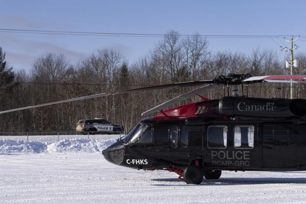 Kanada: Pri streľbe na škole a v dome zahynulo desať ľudí, podozrivou je žena