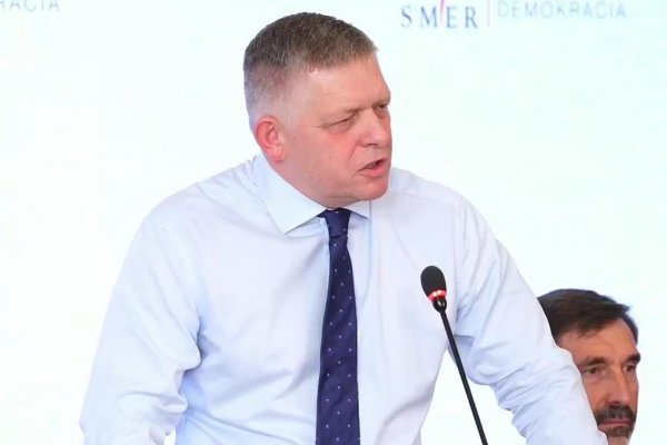 Pracovný snem Smeru určil smer, ktorým sa hodlá Robert Fico uberať