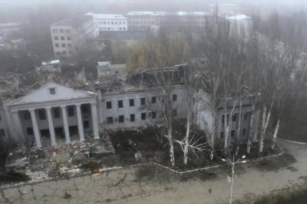 Ukrajina ONLINE: Rusko dobylo hlavné výšiny v Myrnohrade a Pokrovsku, pozemná logistika je takmer nemožná