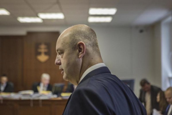 Rusko protestne odišiel zo zmenkového súdu. Proces označil za tendenčný