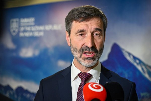 Blanár rozhodol o evakuácii a dočasnom uzatvorení slovenského veľvyslanectva v Iráne