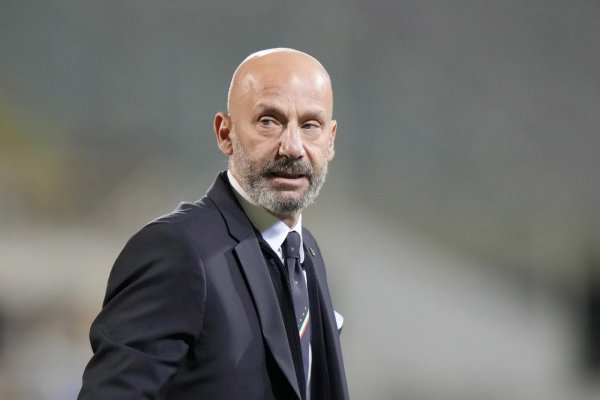 Boj s rakovinou prehral Gianluca Vialli, niekdajší taliansky útočník mal 58 rokov