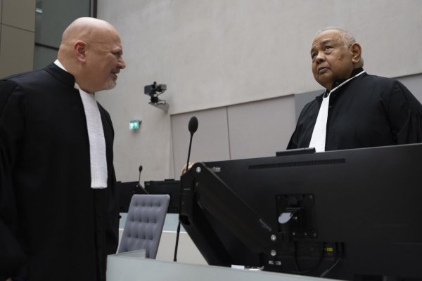 Maďarsko vystupuje z Medzinárodného trestného súdu, rozhodol parlament