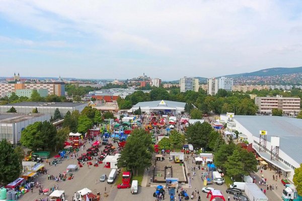 Výstavisko Agrokomplex opäť plné poľnohospodárskej techniky