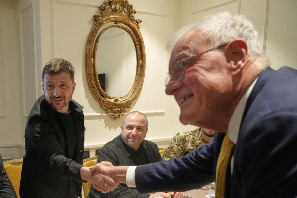 Zelenskyj s Kelloggom hovorili o dodávkach zbraní či sankciách voči Rusku