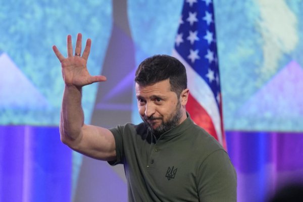 Zelenskyj poďakoval Bidenovi za podporu Ukrajiny po ruskej agresii