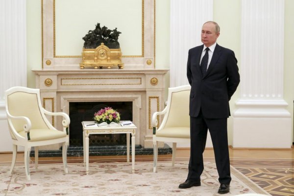 Pri rokovaniach Ruska a Ukrajiny prišlo k pozitívnemu posunu, uviedol Putin
