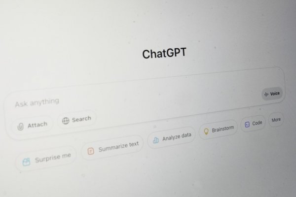 ChatGPT po samovražde tínedžera zavedie funkciu rodičovskej kontroly