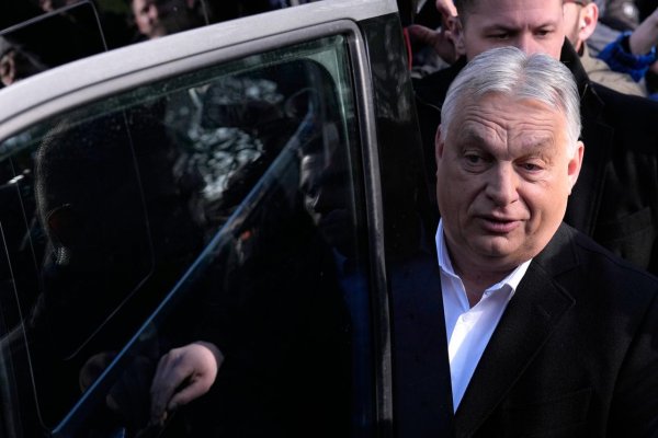 Orbánov štátom platený príbeh o „poslednej bašte Západu“ končí. Čo príde namiesto neho?