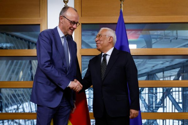 EÚ a Nemecko považujú zmiernenie sankcií na vývoz ruskej ropy za nesprávne