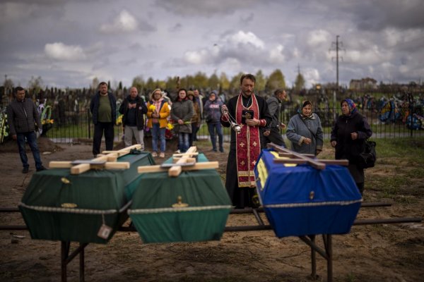 Poľský arcibiskup navštívil ukrajinskú Buču: „Ľudstvo sa z vojen nepoučilo, iba zlepšilo metódy zabíjania“