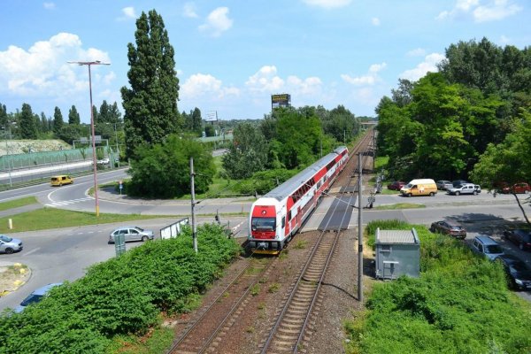 ZSSK posilňuje pred sviatkami vlaky InterCity