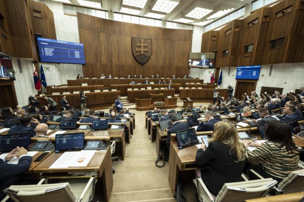 Poslanci pokračujú v rokovaní o novele Trestného zákona