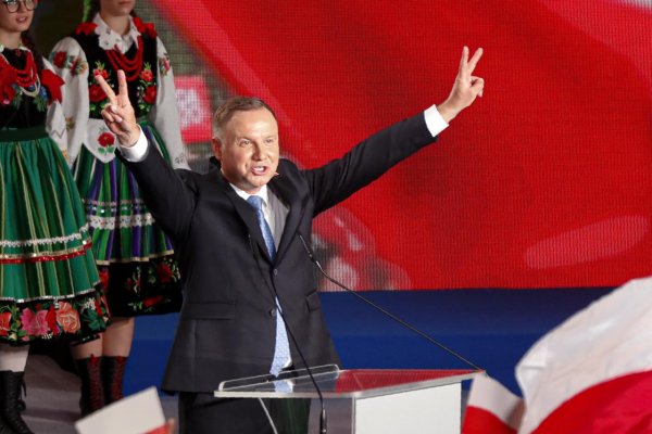 Prezidentské voľby v Poľsku: Duda získal v prvom kole volieb 43,5 percenta hlasov