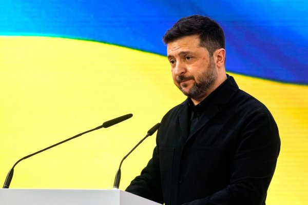 Zelenskyj: Ukrajinu požiadalo o pomoc pri obrane proti iránskym dronom 11 krajín